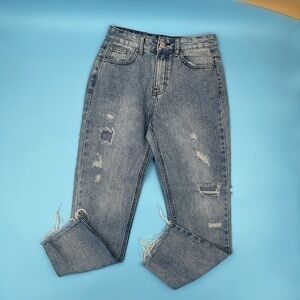 MOMOKROM Distressed Jeans